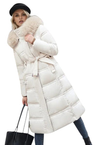 Blanc avec col beige